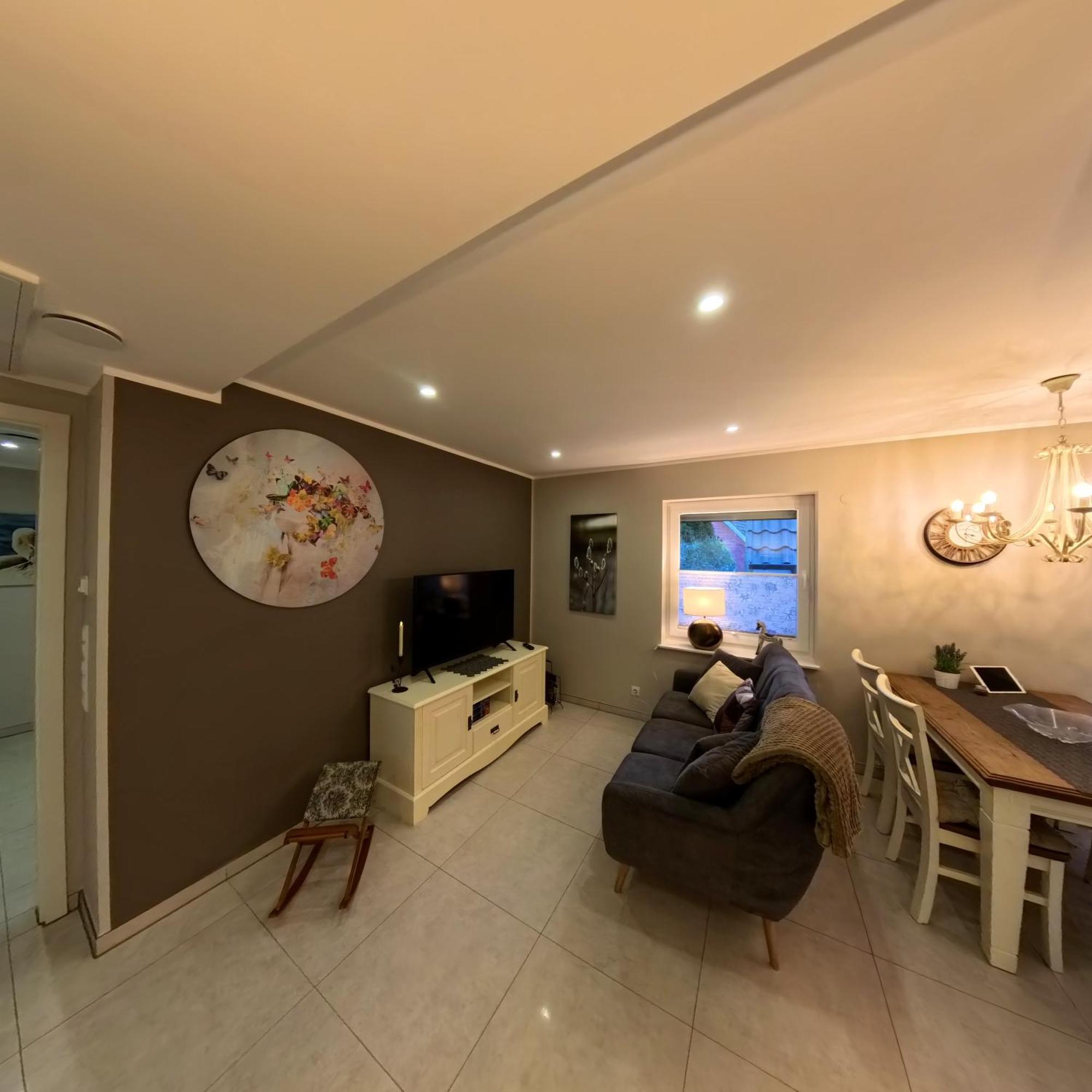 Eine Sehr Gemuetliche Erdgeschoss Wohnung Ihlow  Екстер'єр фото